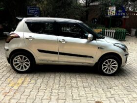 Suzuki Swift Lxi (O) Petrol+Cng 2012