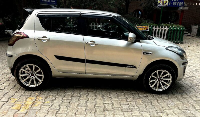 
								Suzuki Swift Lxi (O) Petrol+Cng 2012 full									