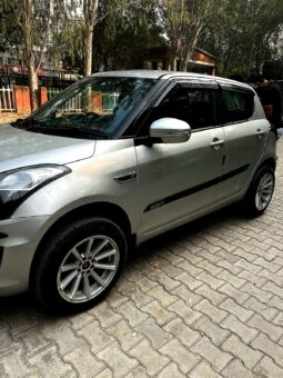 Suzuki Swift Lxi (O) Petrol+Cng 2012
